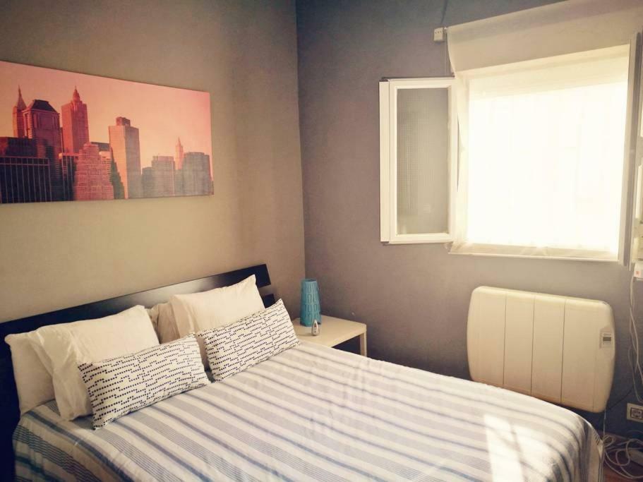 Apartamento Urgel Madrid Bagian luar foto